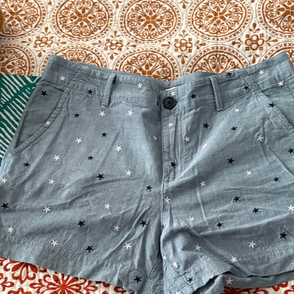 LOFT Blue Star Pattern Women's Shorts